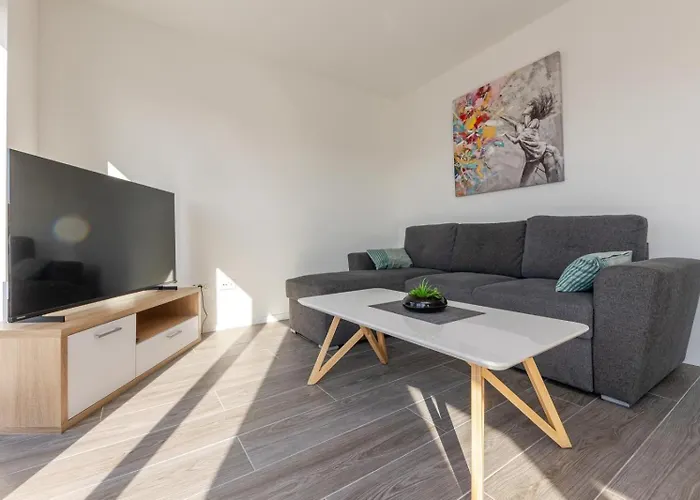 Ro Rogoznica (Sibenik-Knin)