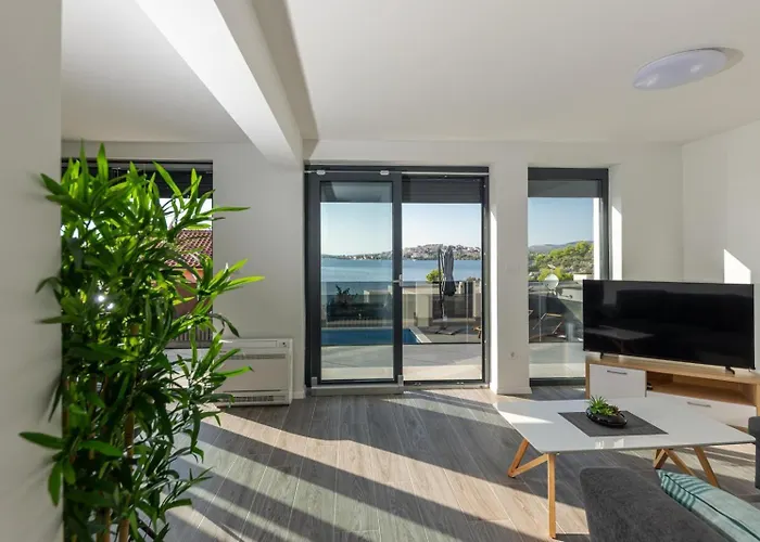 Ro Rogoznica (Sibenik-Knin)