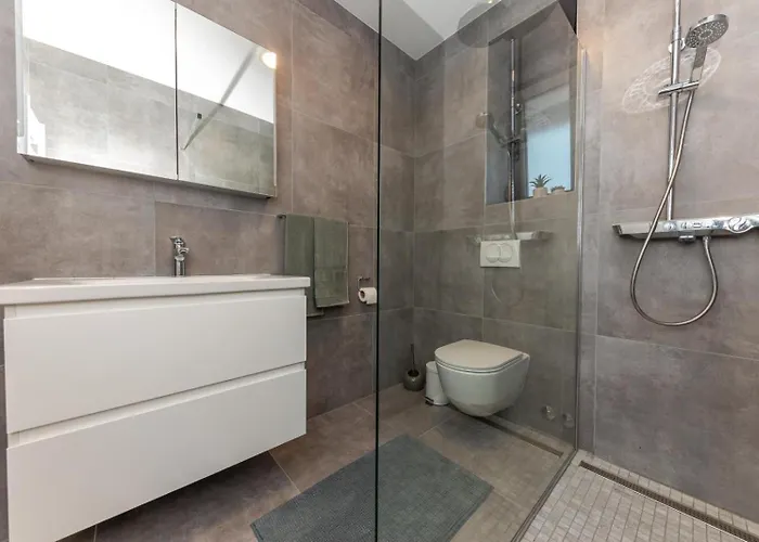 Ro Rogoznica (Sibenik-Knin)